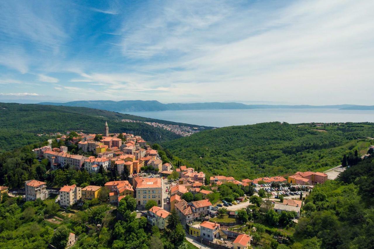 Villa Haus Valerija à Labin  Extérieur photo