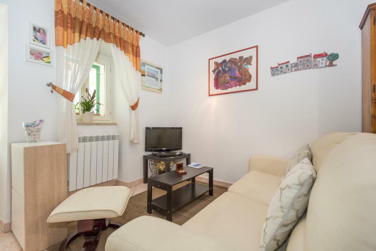 Villa Haus Valerija à Labin  Extérieur photo